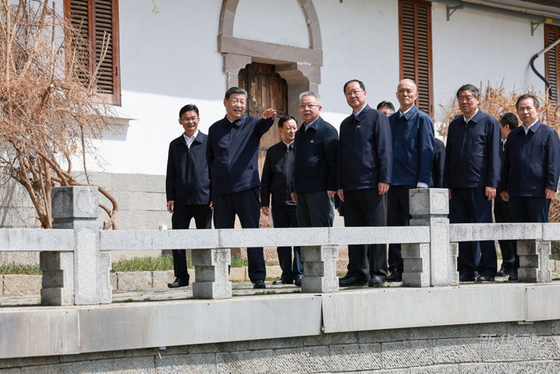 习近平在湖南常德市考察调研