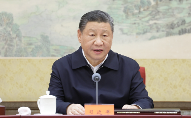 中共中央政治局召开民主生活会 习近平主持会议并发表重要讲话